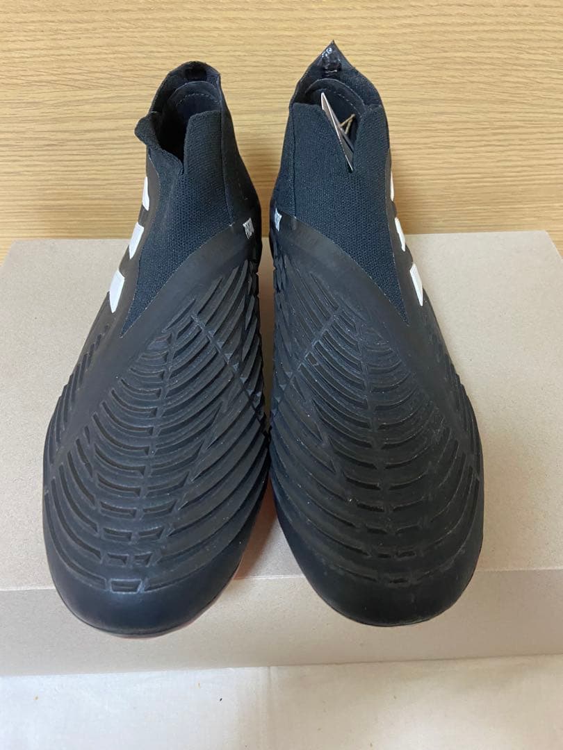 adidas/アディダスプレデター エッジ ADV+ FG 定価:36,300円