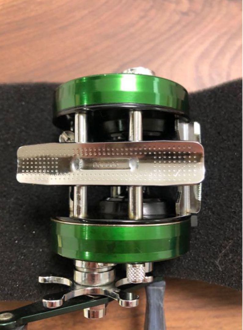 アブガルシア アンバサダー2500CI グリーン