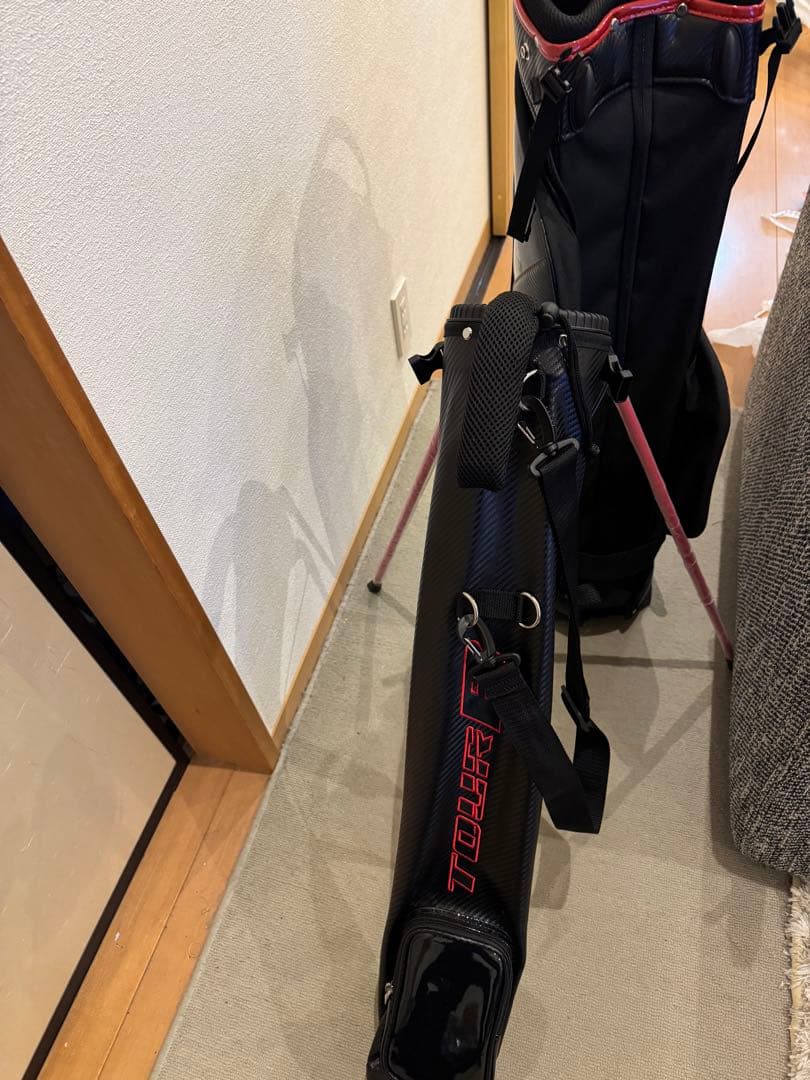 ブリヂストン TOUR B セルフスタンドクラブケース付きスタンドキャディバッグ