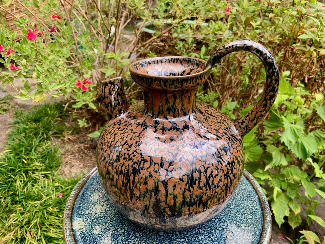 京都• 鎌田幸二　陶器製 水差しのハンドル　黒と茶色の模様 侘び寂び　茶道