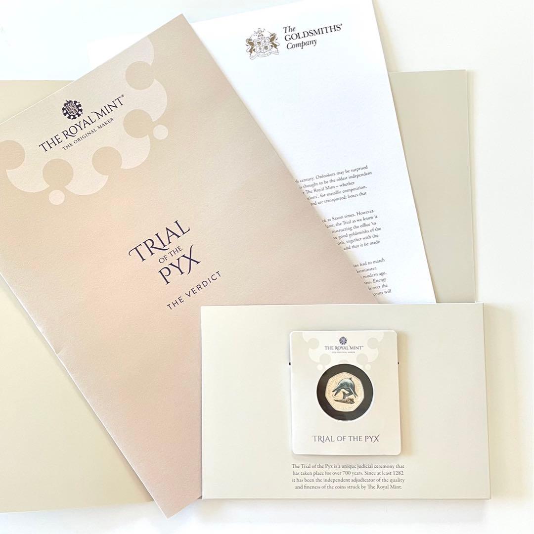 【Trial of the pyx】テムノドンサウルス 50ペンスカラー銀貨