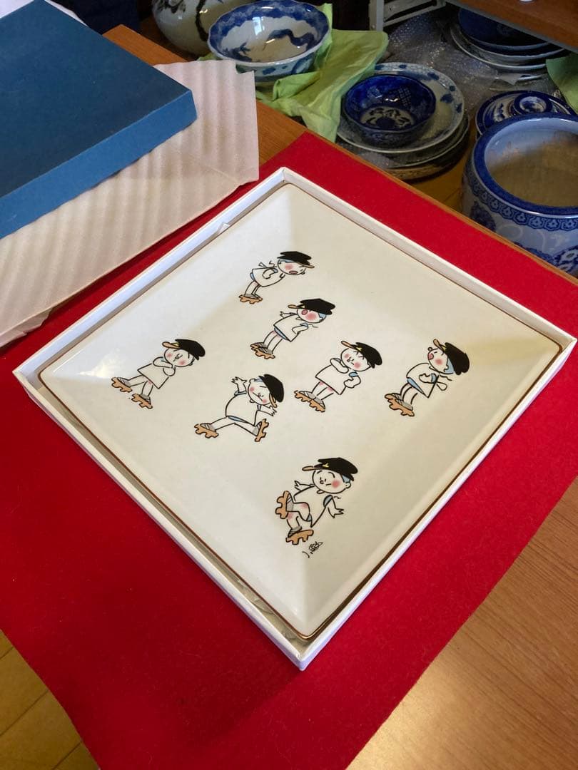 フクちゃん‼️記念キャラクター皿‼️コレクター必見‼️作者横山隆一さんファンの方へ。