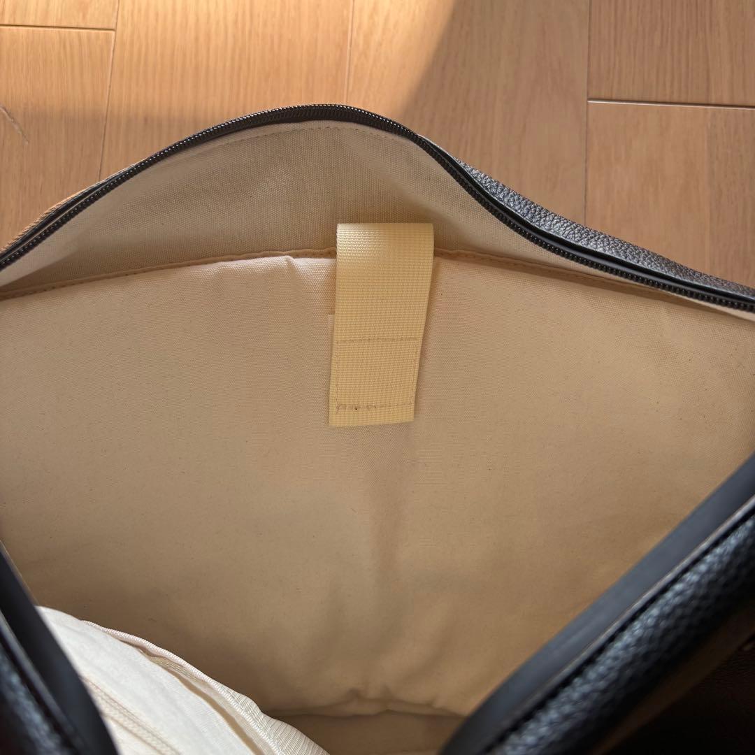 meltum LEATHER MESSENGER BAG(M) 新品未使用