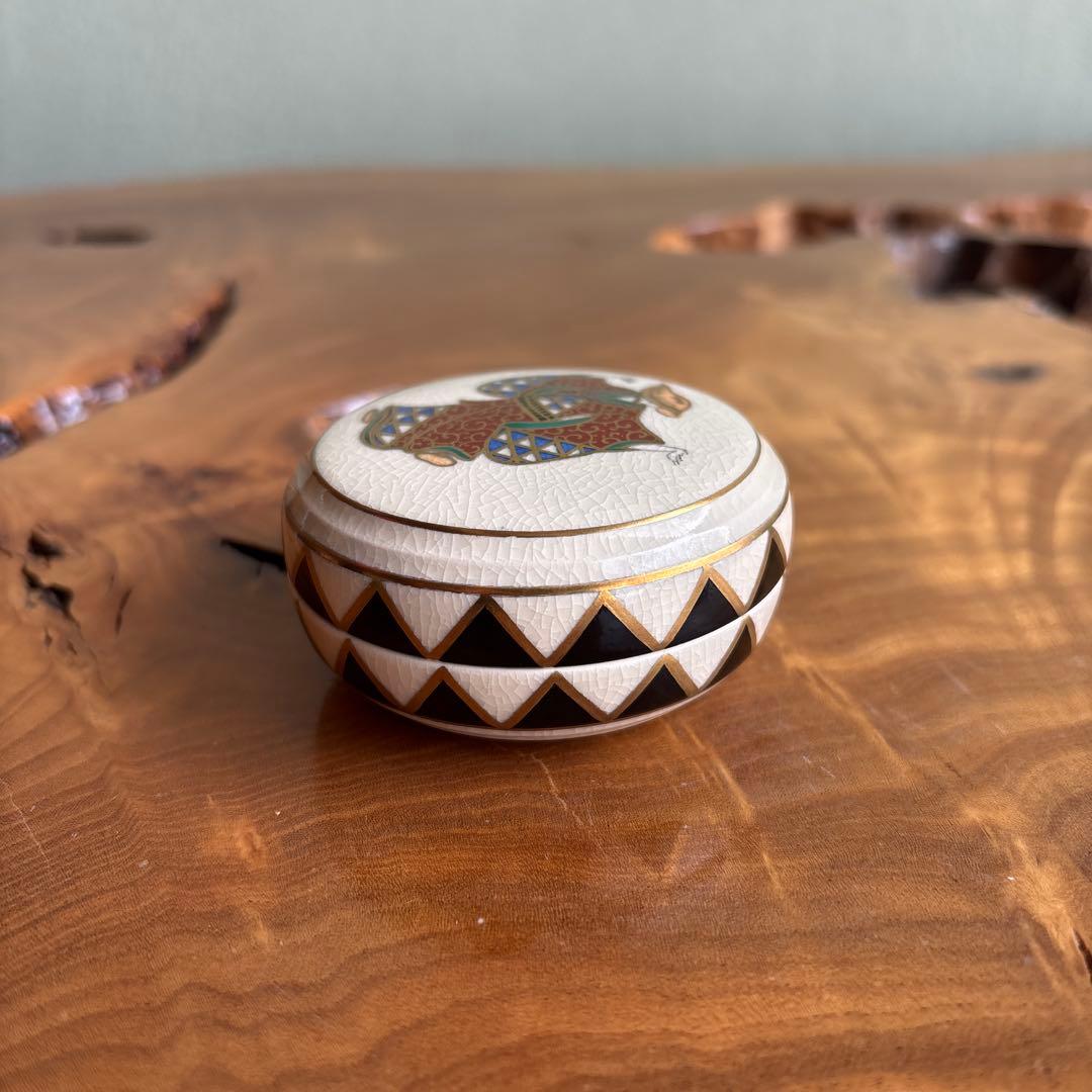 色絵踊り子絵 香合 清閑寺窯造 茶道具 共箱