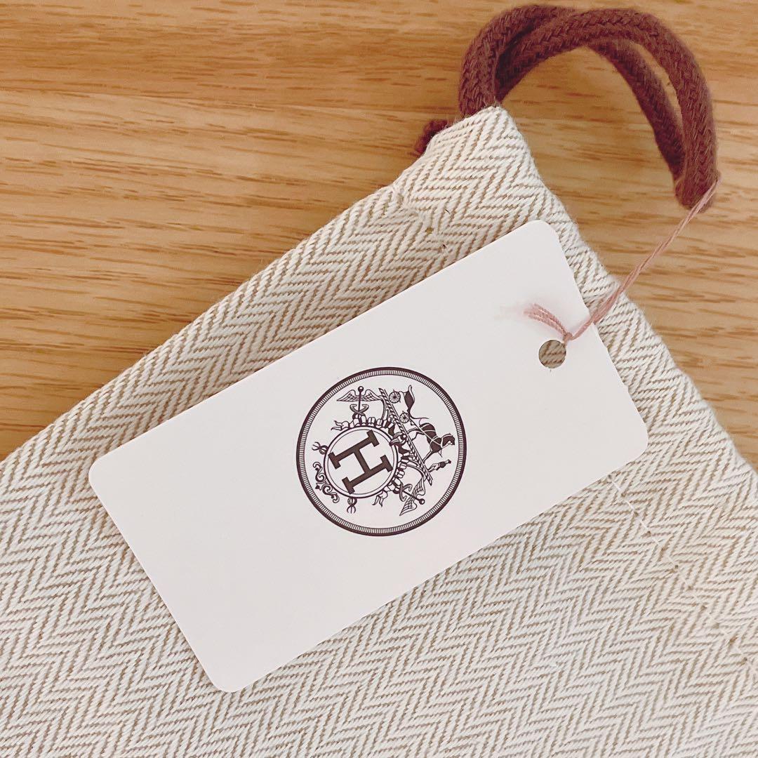 新品　HERMES 保存袋　巾着袋　32×31 紙タグ付