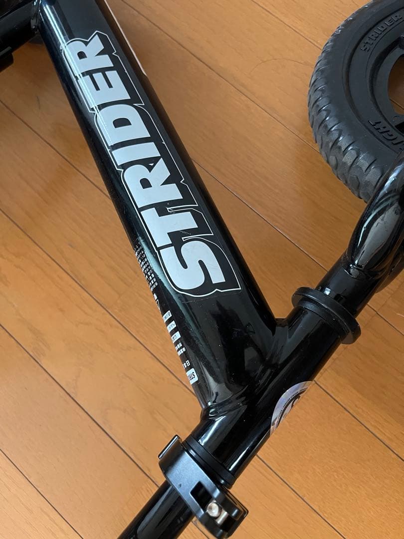 ストライダー スポーツモデル 12インチ ブラック 【日本正規品】美品
