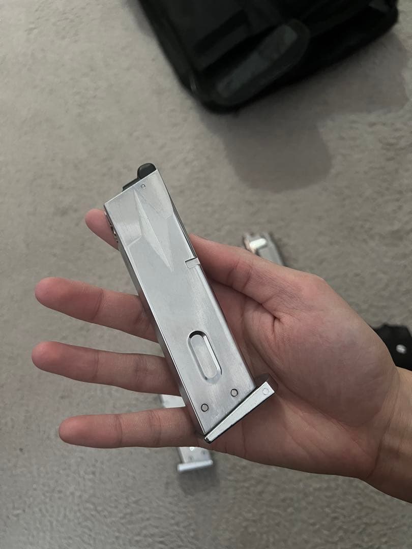 M92F クロームガスガン