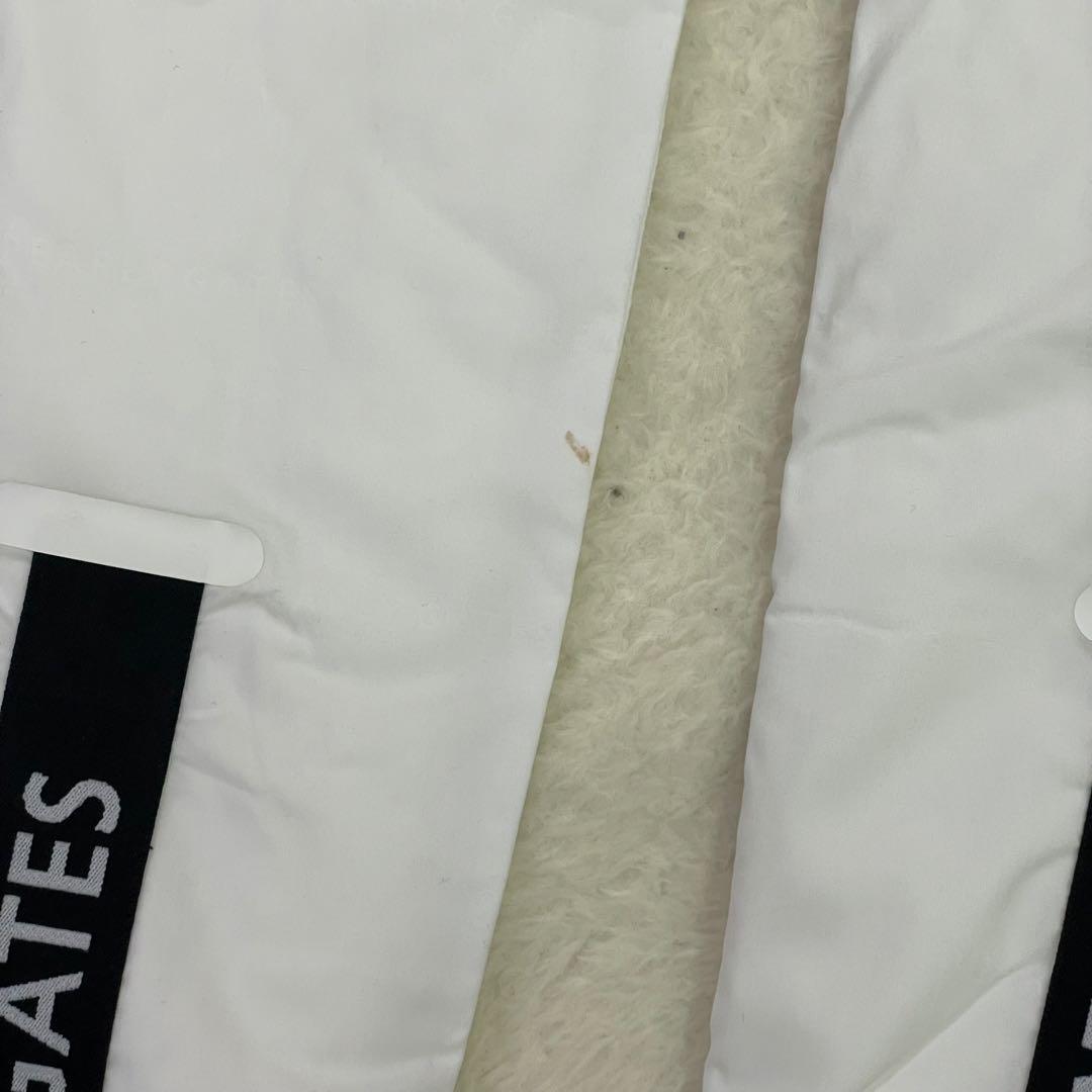 PEARLY GATES ホワイトパンツ PGロゴ　中綿　冬ゴルフ