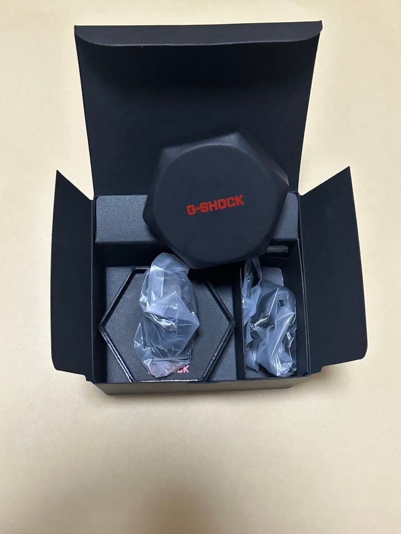 CASIO リングウォッチ ブラック DWN-5600-1JR 新品未開封