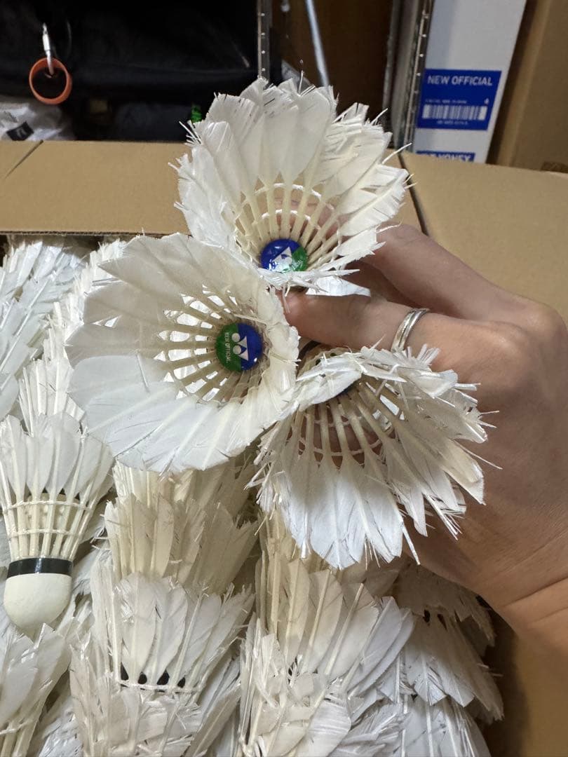 バ*ん様 ニューオフィシャル　ノックシャトル