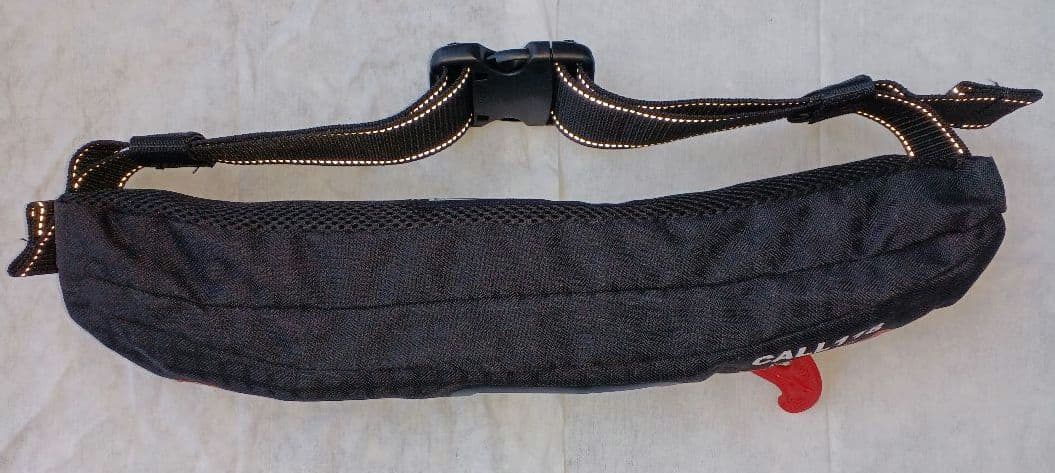 マズメ ライフジャケット腰巻 (専用ケース、取説付き)