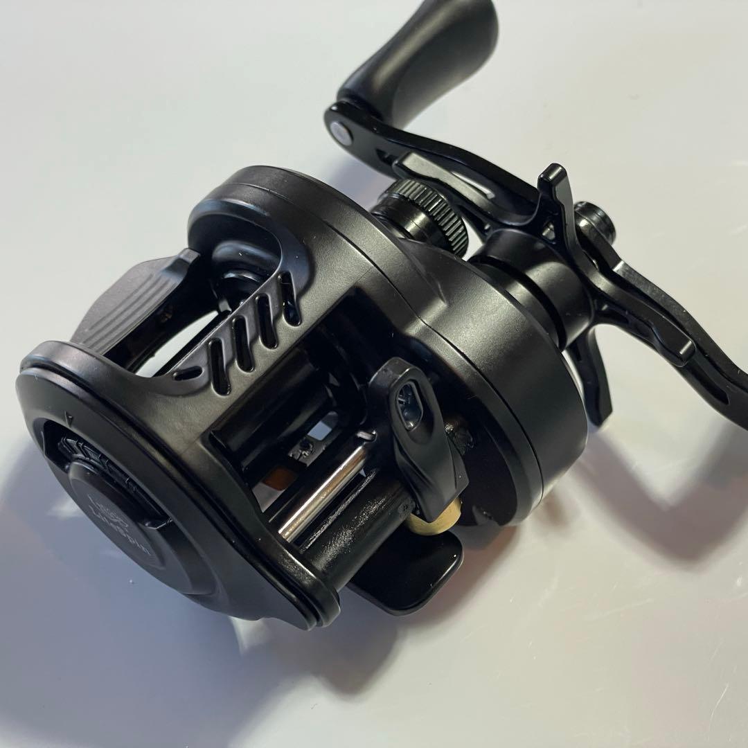 【新品未使用】丸型ベイトフィネスリール　左ハンドル　中華カルコン