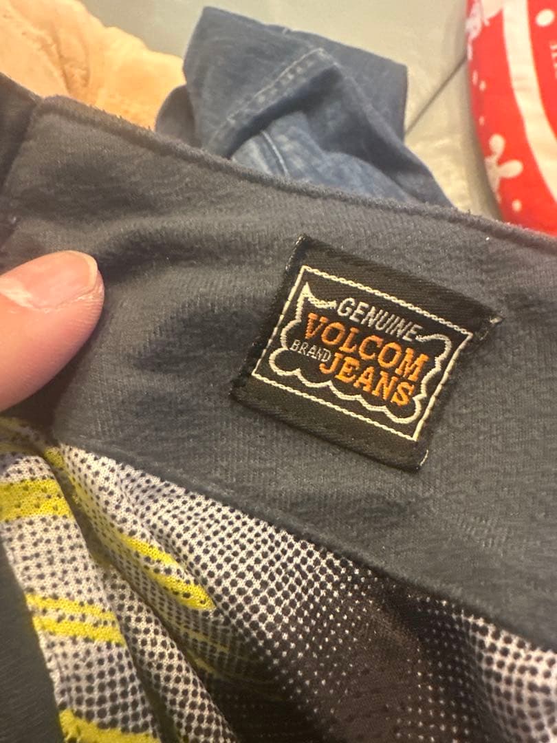 VOLCOM デニム ウェア パンツ スノーボードウェア スキーウェア