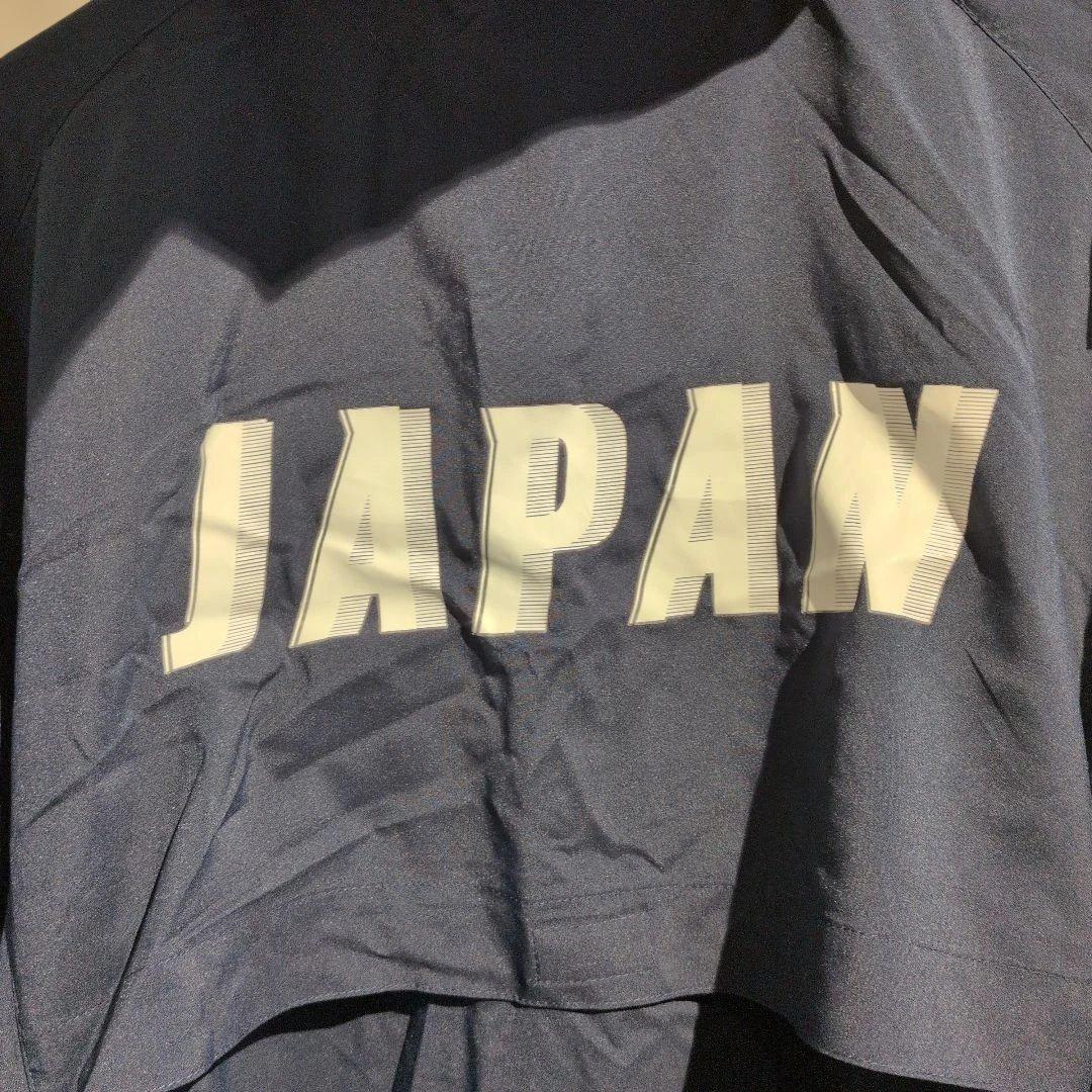 YONEX バドミントン日本代表　フード付きウォームアップウェア