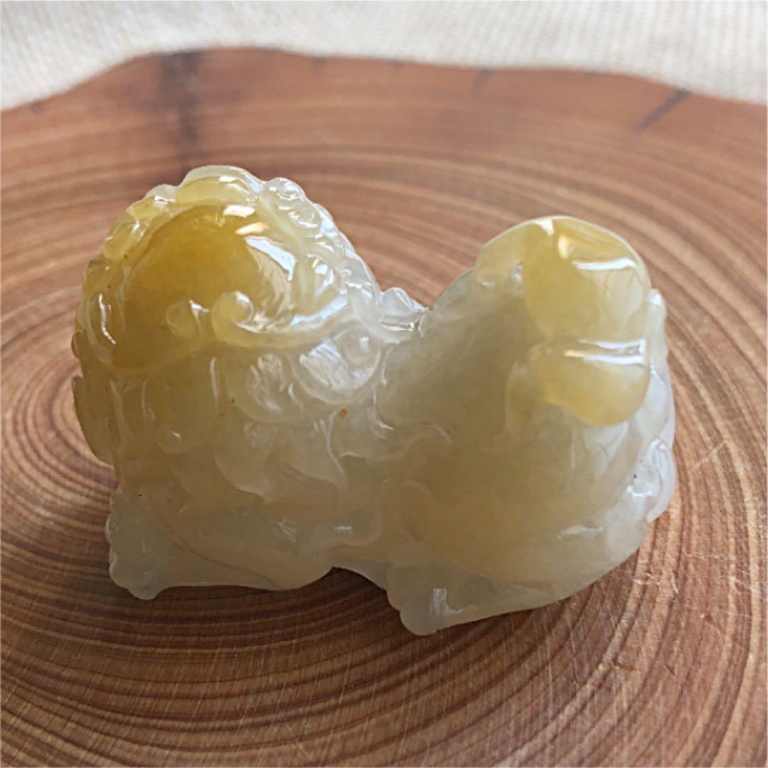 本翡翠　翡翠　獅子　希少　A貨　日本鑑定書付　天然石　魔除け　厄除け　ペア