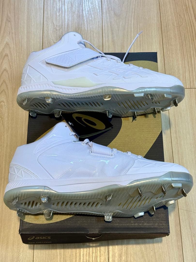 【新品未使用】28cm(白)アシックスGOLDSTAGE I-PRO SETDO