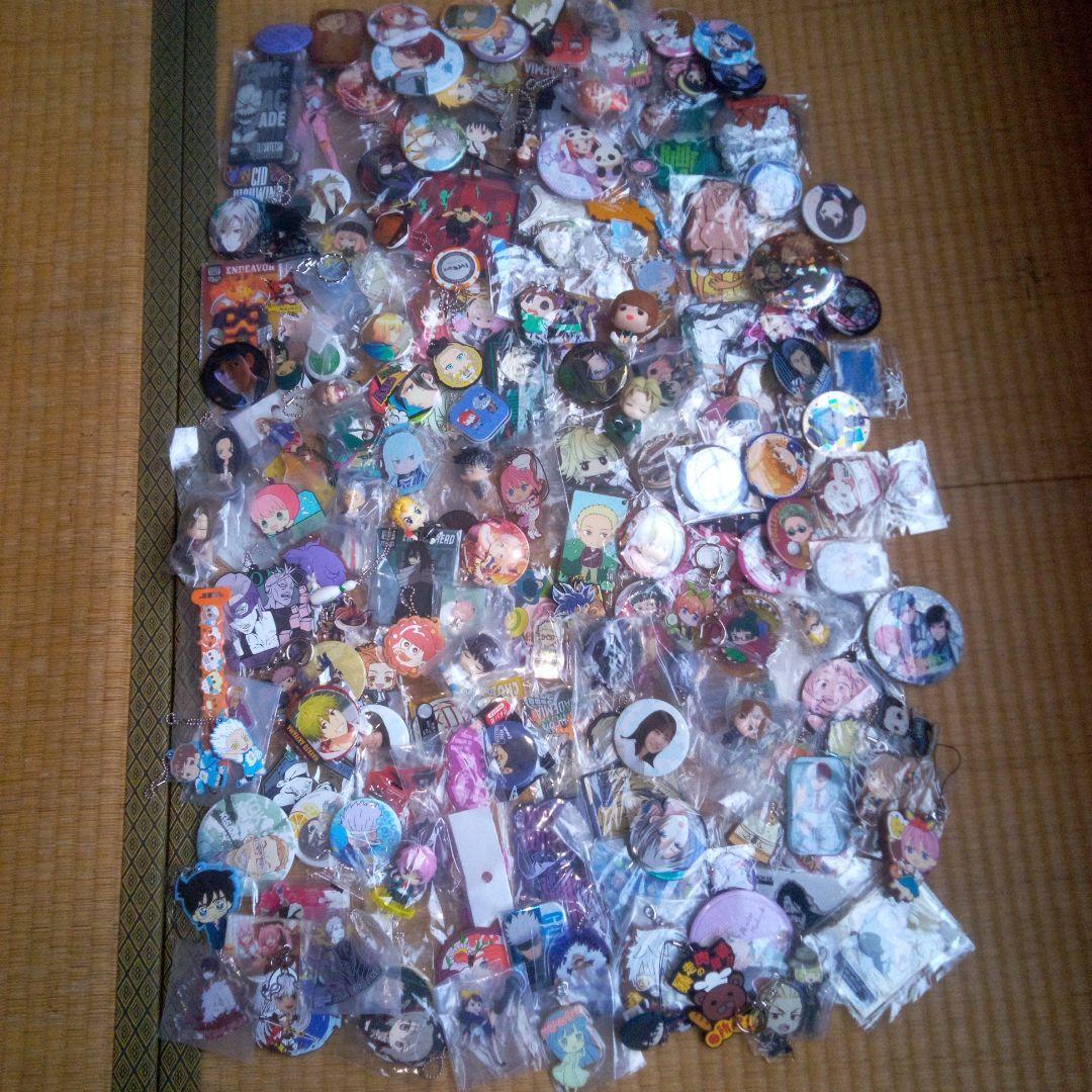 ノンジャンル　まとめ売り　約1100点　アニメ　グッズ　大量　美少女　①