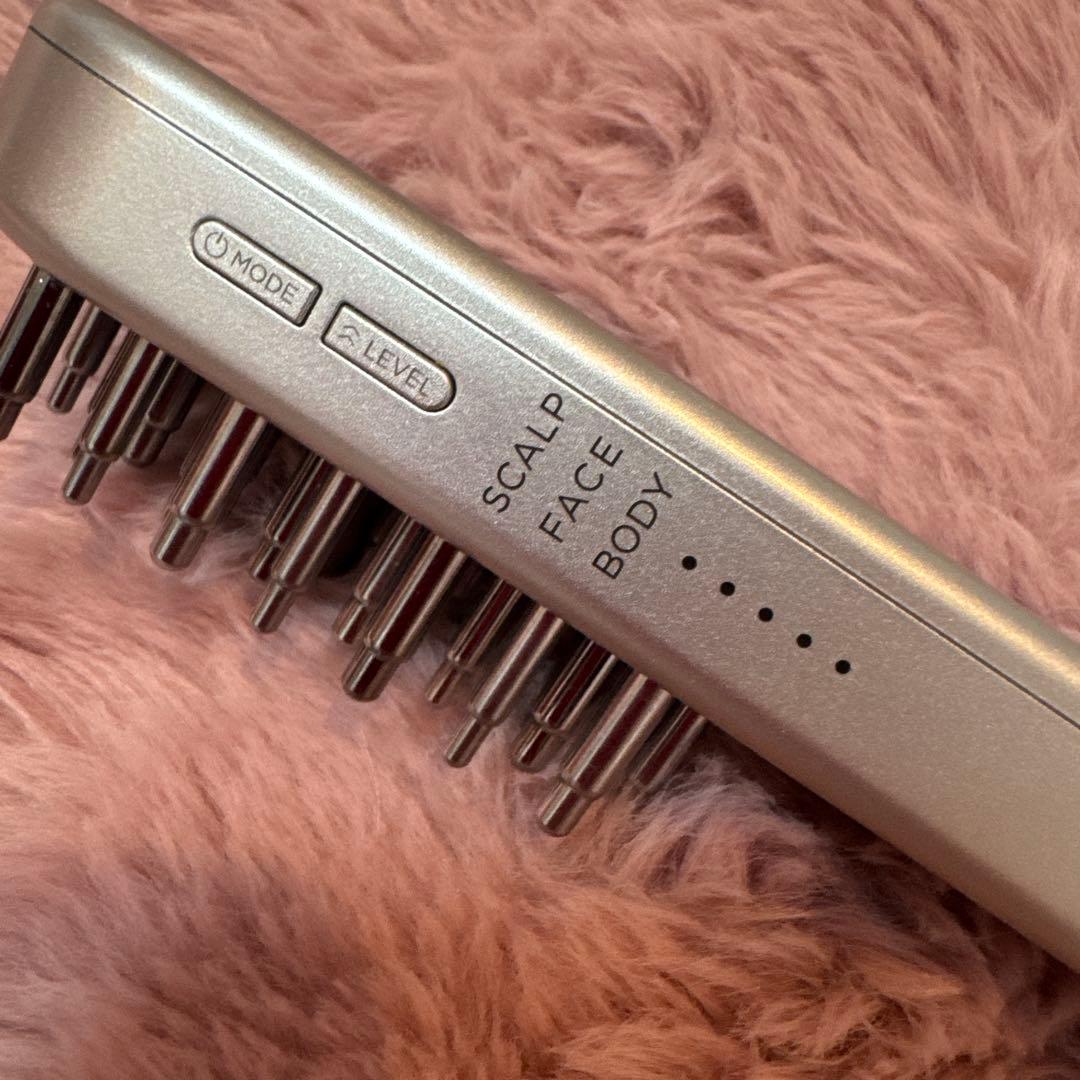 SALONIA EMS リフトブラシ 頭皮ブラシ