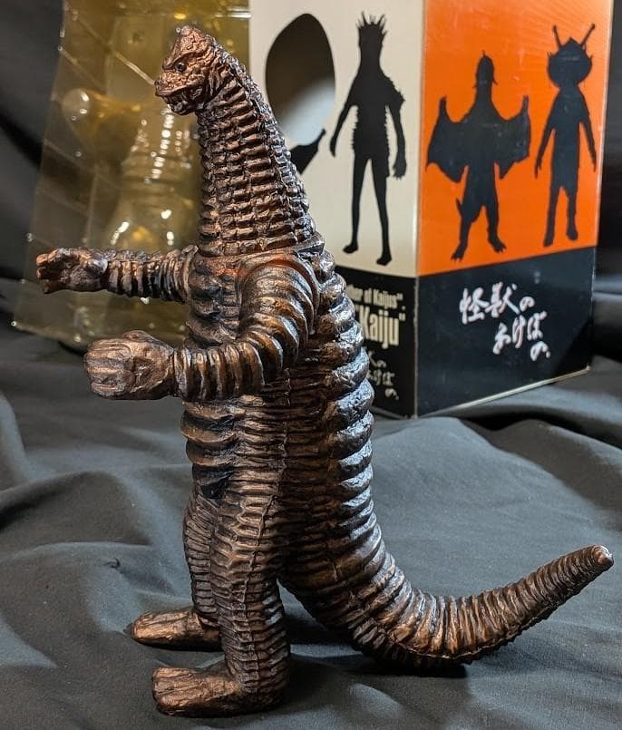 幻のレッドキング（「怪獣のあけぼの」特典フィギュア）赤銅色バージョン