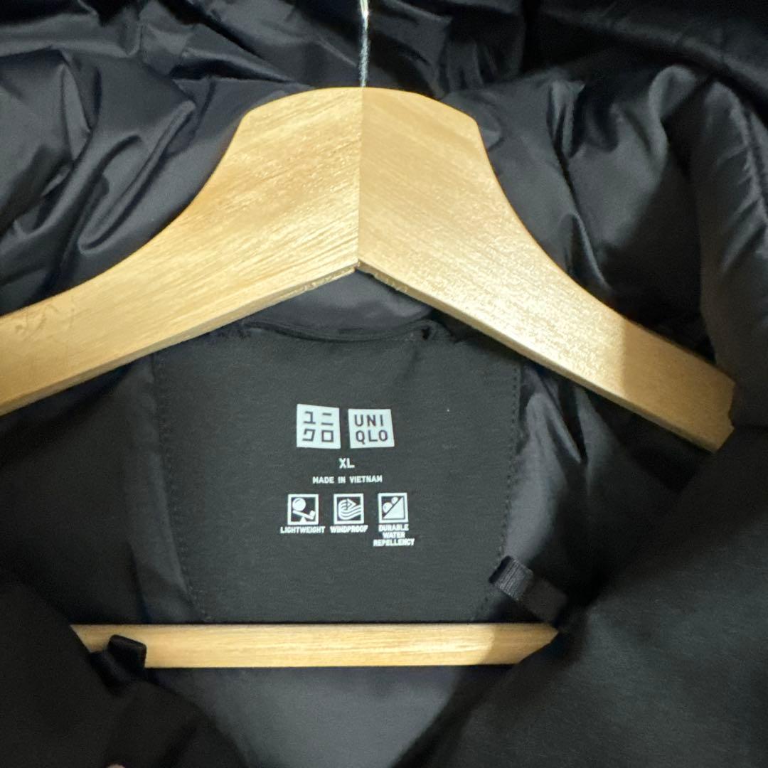 新品未使用　UNIQLO シームレスダウン パーカー　ブラック XL