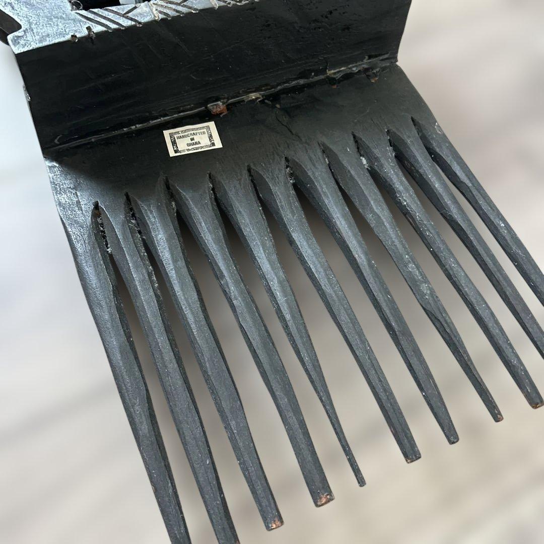 西アフリカ アシャンティ族　櫛　壁掛アフリカ木彫り　置き物