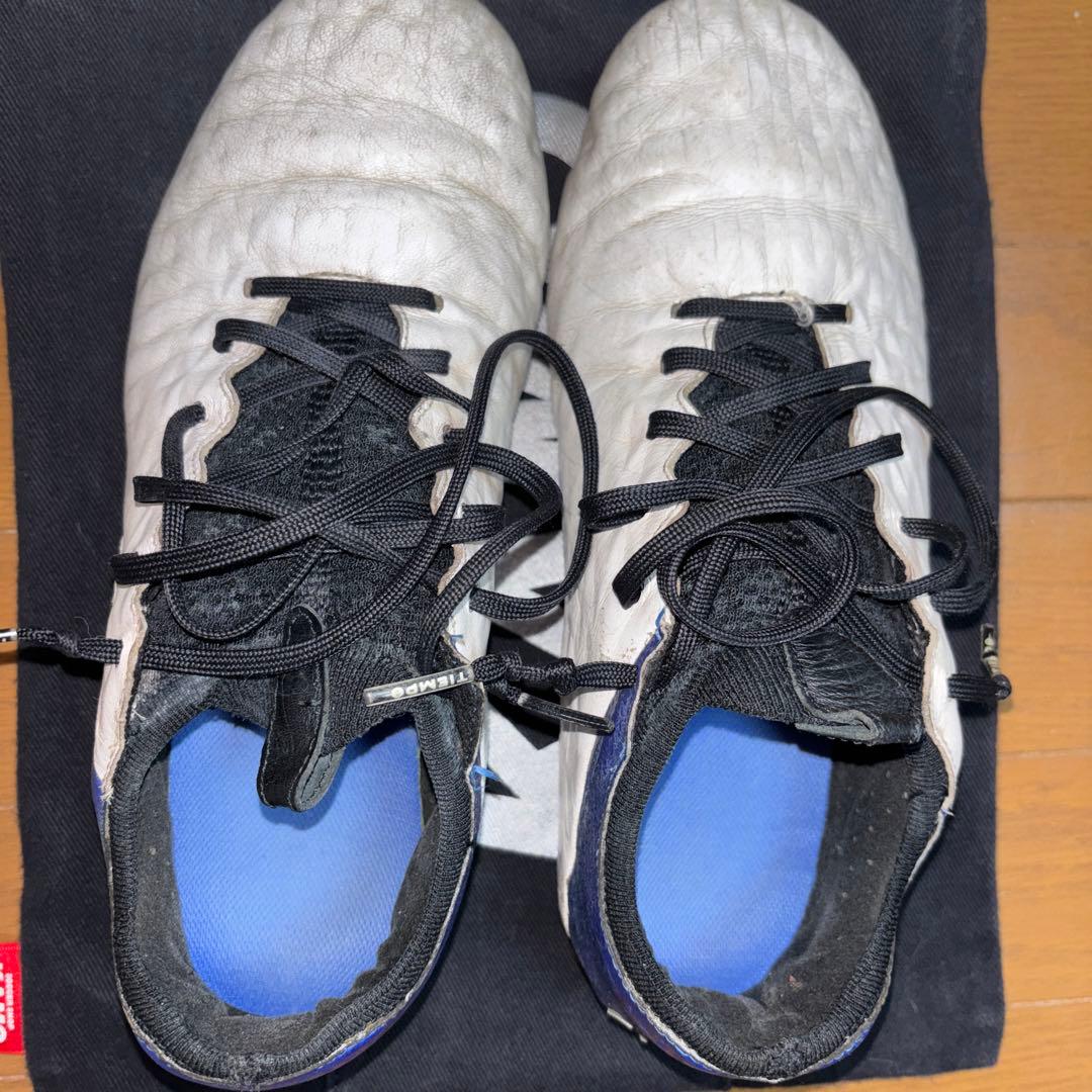 NIKE ティエンポレジェンド8 HG25.5㎝