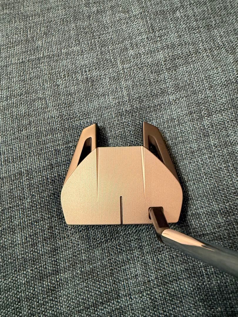 テーラーメイド　パターGT 33インチ