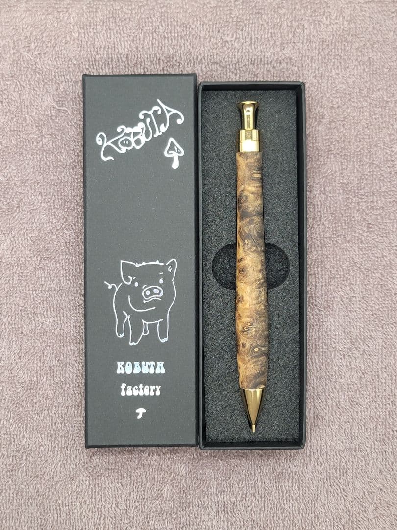 新品　こぶた工房　極上花梨瘤　青白グロテスク　シャープペンシル0.5ミリ