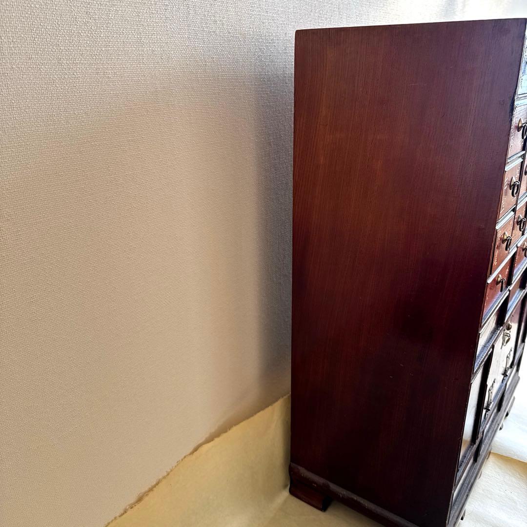 李朝家具　薬誕