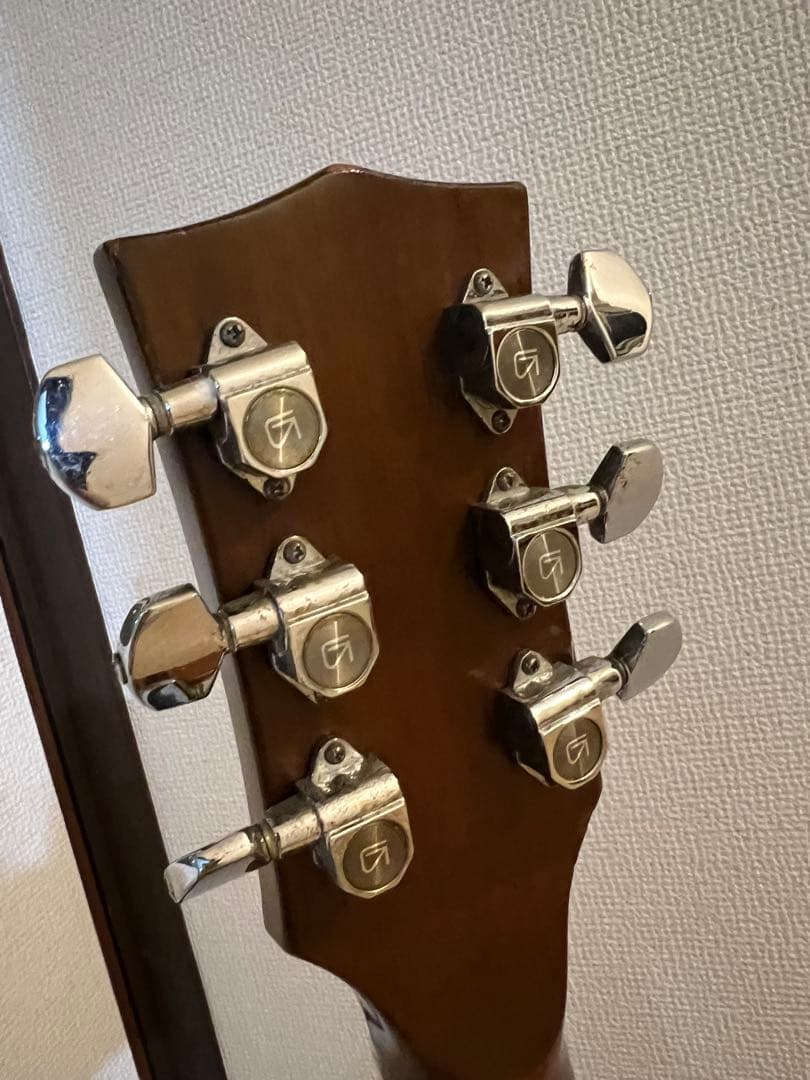 Pearl アコースティックギター　ラウンドショルダー