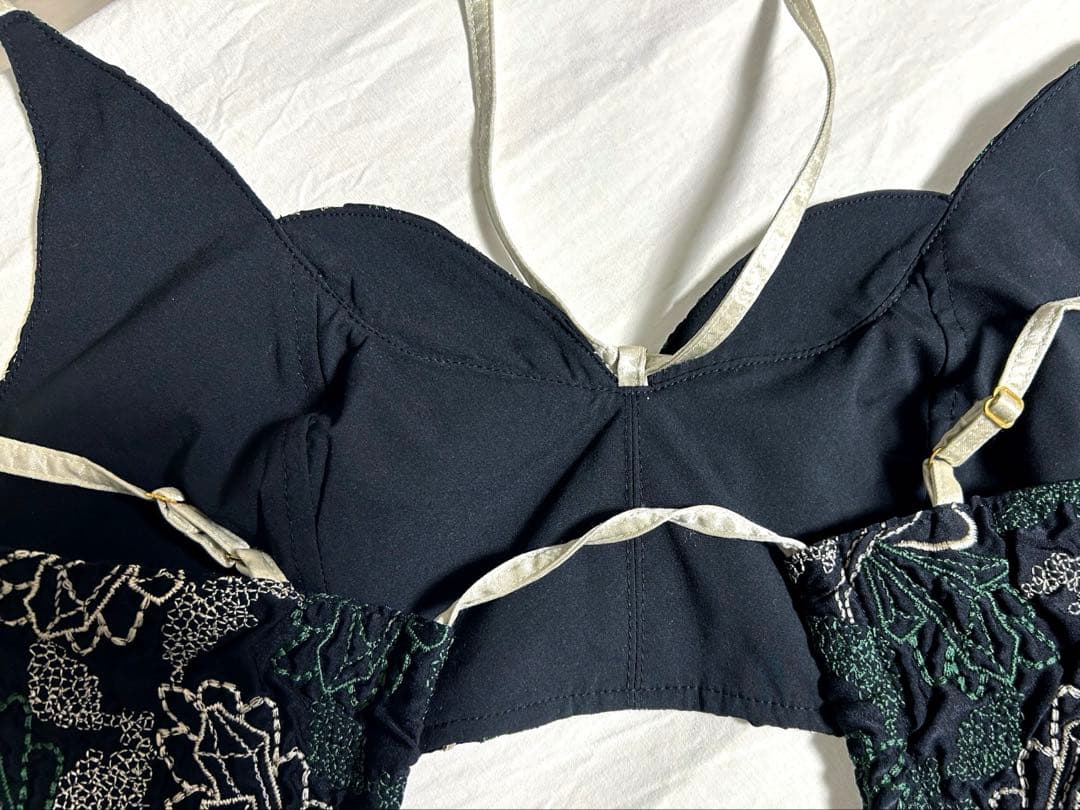 ◆完売商品MURRAL Quartz embroidery ビスチェ ミューラル