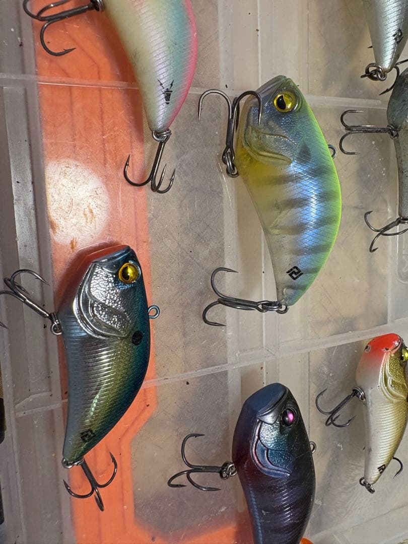 バイブレーションルアーセット 8個入り