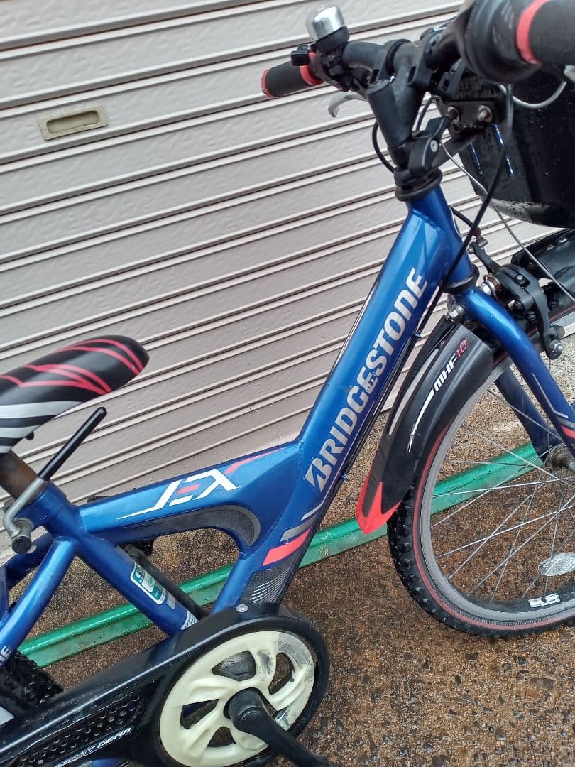 ブリジストン22インチジュニア自転車引取限定
