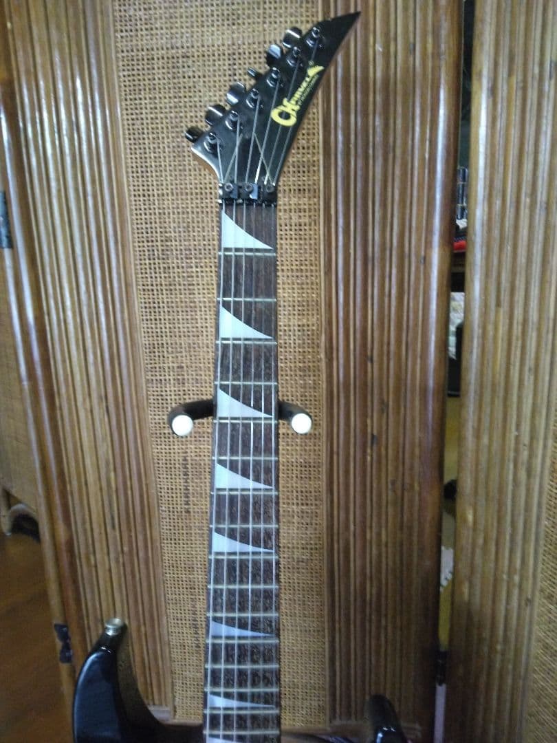 Charvel　610-SL ショートスケール フロイドローズ