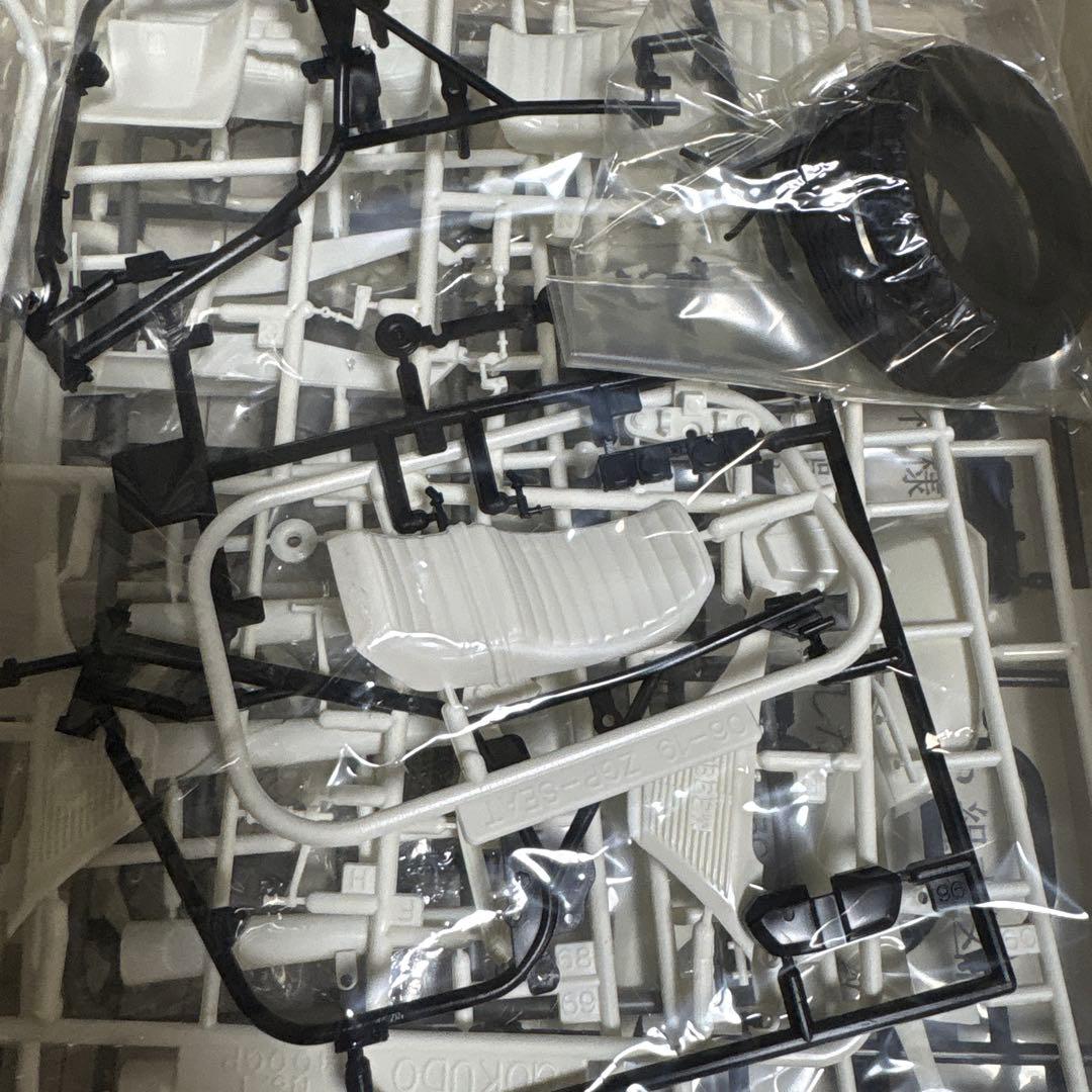 Z400GP 1/12モデルキット　プラモデル