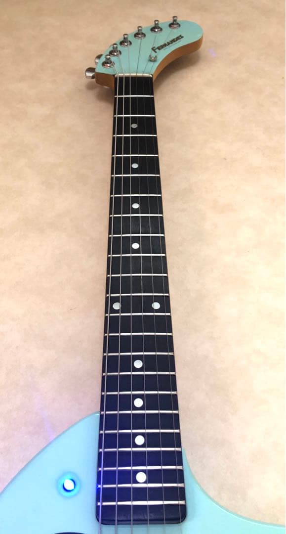 【超美品】ZO-3 ライトブルー アンプ内蔵ミニギター 専用ケース付 ぞーさん