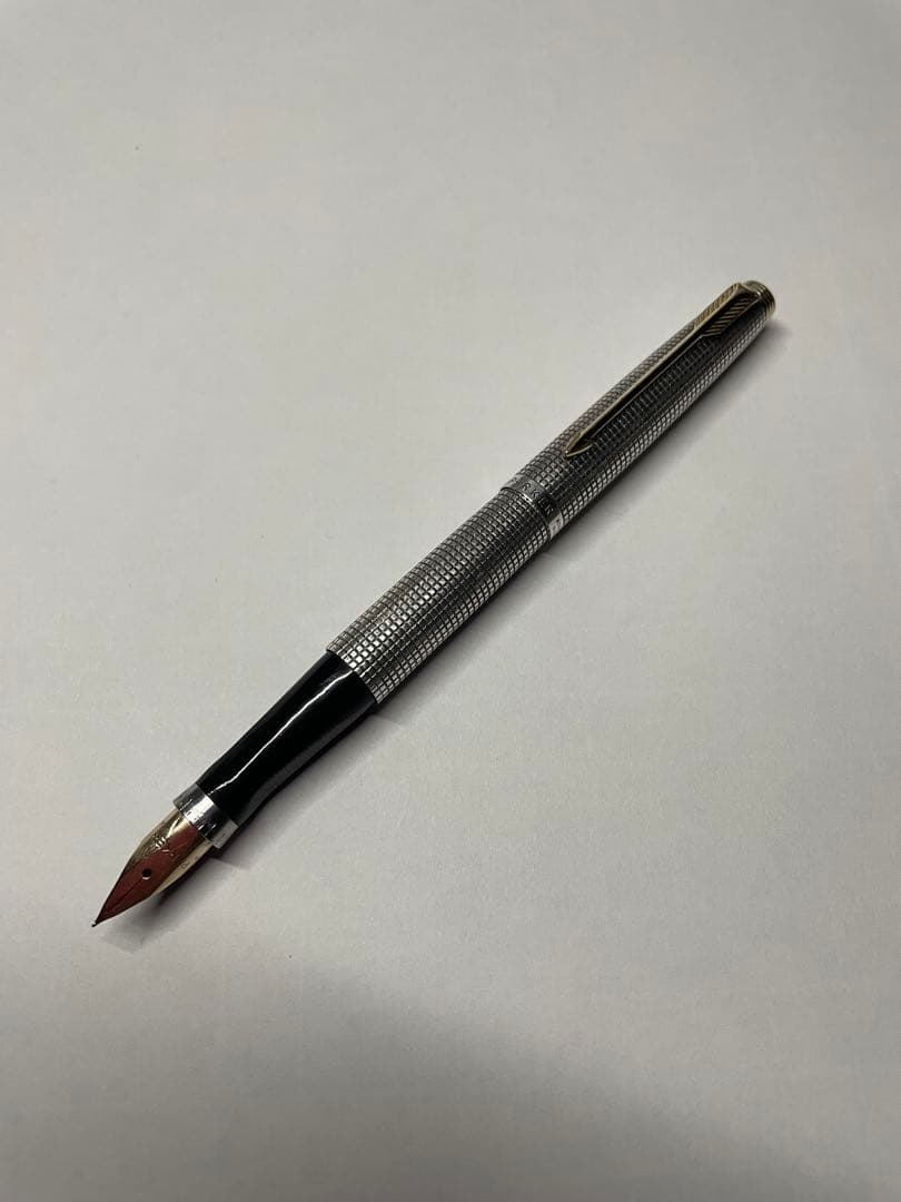 Parker 万年筆 シルバー・ブラック XF