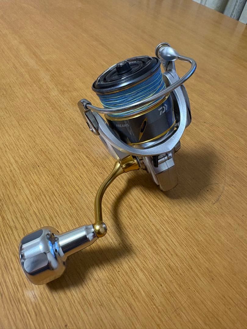 DAIWA 21フリームスLT4000-CXH スピニングリール