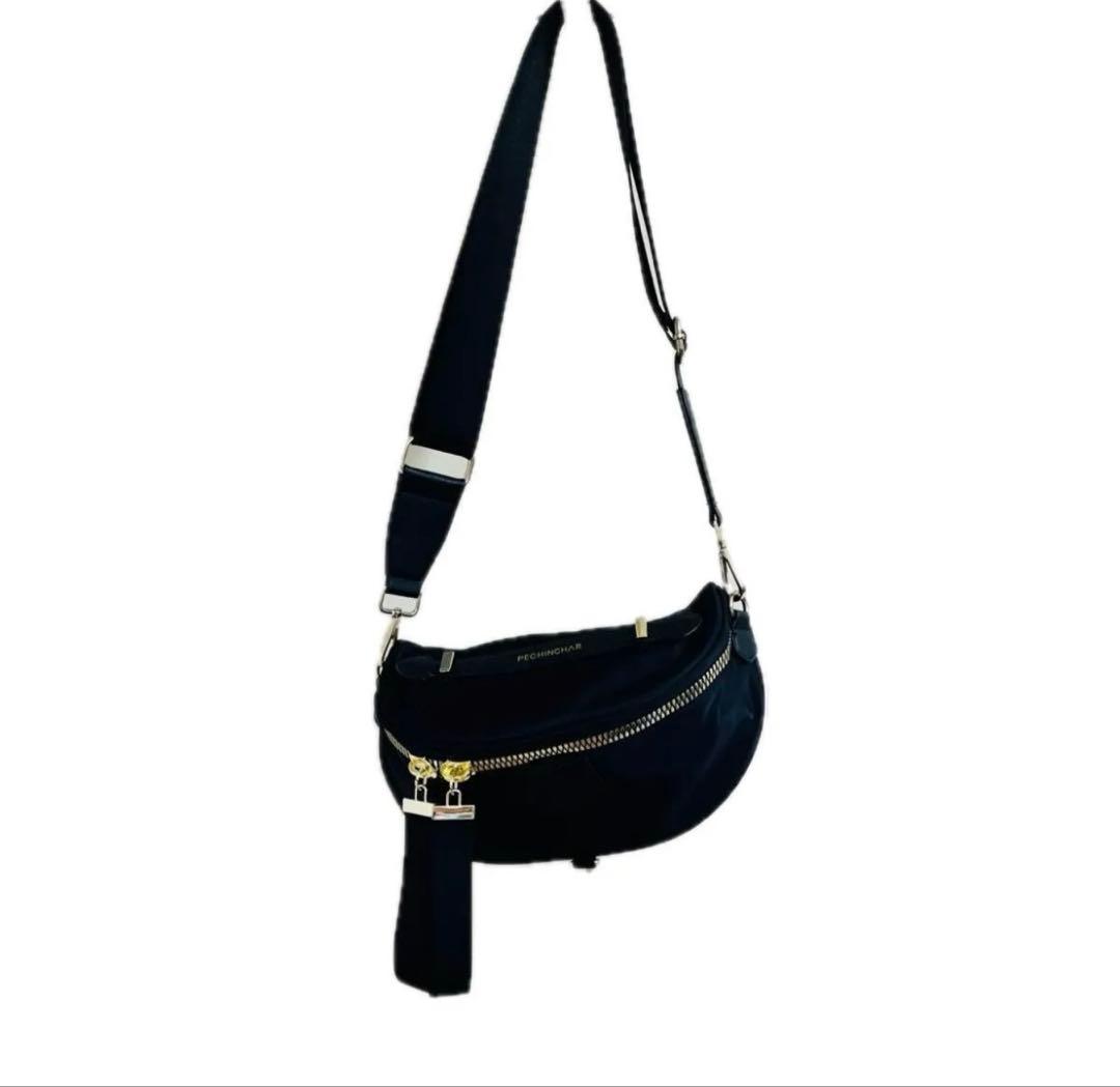 ペシンシャ メタルファスナー ショルダーバッグ ボディバッグ　ナイロン