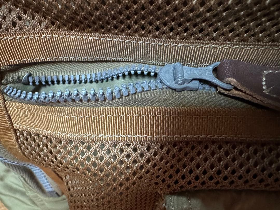 希少品⭐︎バズリクソンズ　ショルダーバッグ　BR-5 オリーブ　Mサイズ　USED