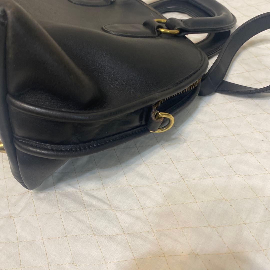 ハンドバッグ　ショルダーバッグ　オールドコーチ　黒　本革
