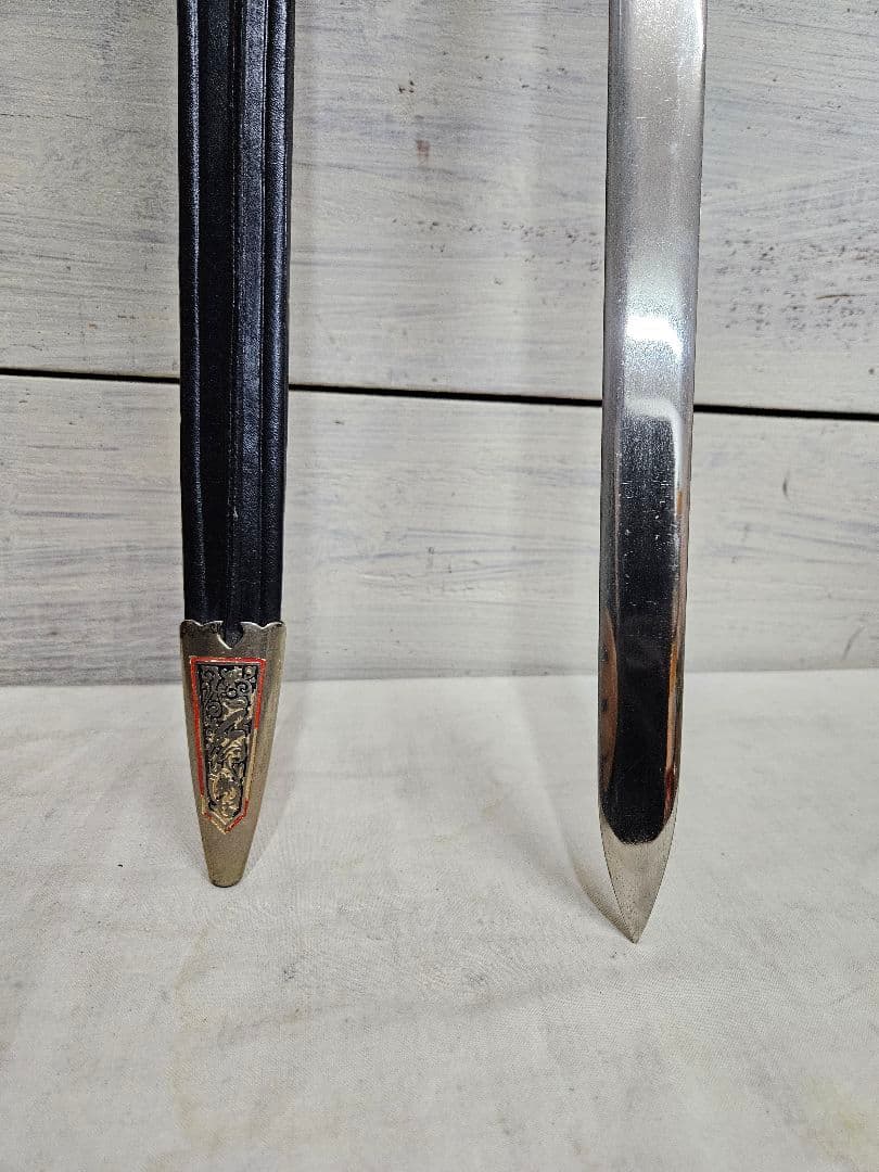 西洋 ヴィンテージ 模造刀 サーベル 剣 ヨーロッパ 店舗什器 コスプレ 衣装