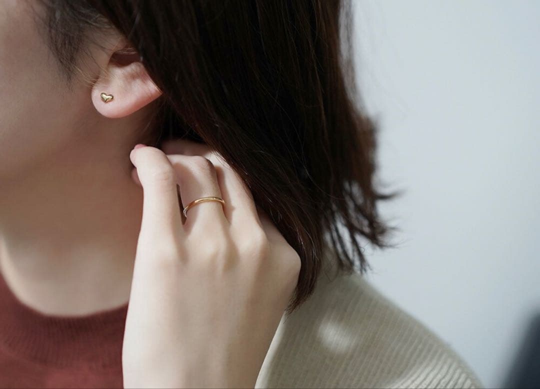 はなび様　片耳用　プランプハート型ピアス(片耳用) k18