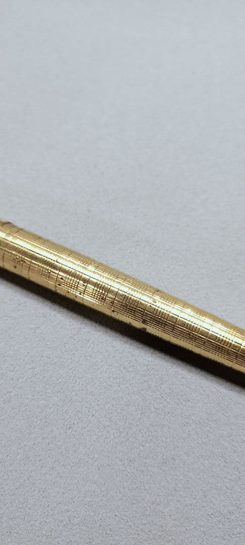 Parker　金色・銀色 ストライプ模様 万年筆