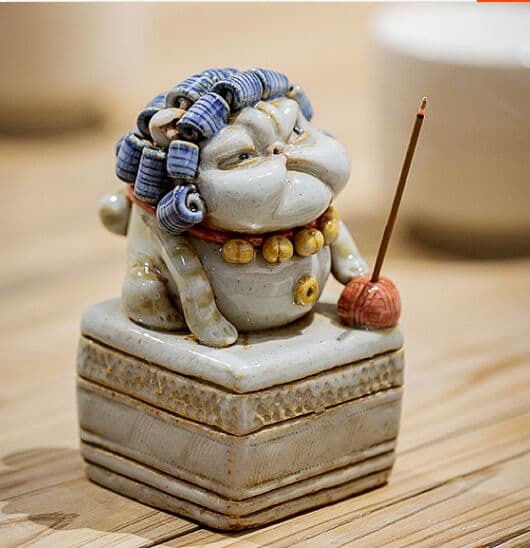 炉香挿し 招き猫 小振り品. 贈り物