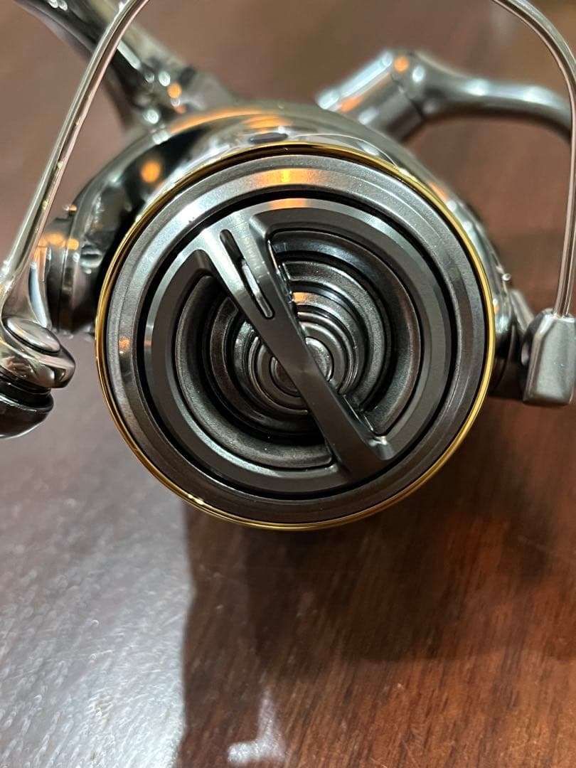 ヤナギ　美品　18ステラ　c2000 シマノ