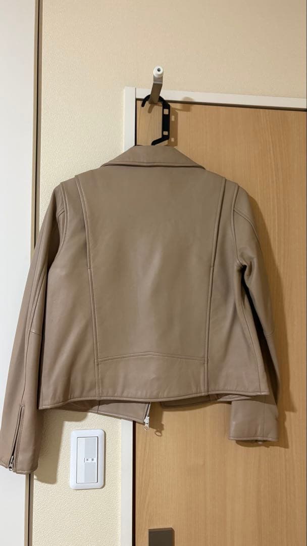 スローブイエナ　ベージュ レザー ライダースジャケット　シープスキン