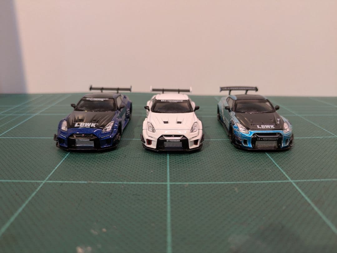 MINIGT 日産 GT-R 3台セット 299 209 135