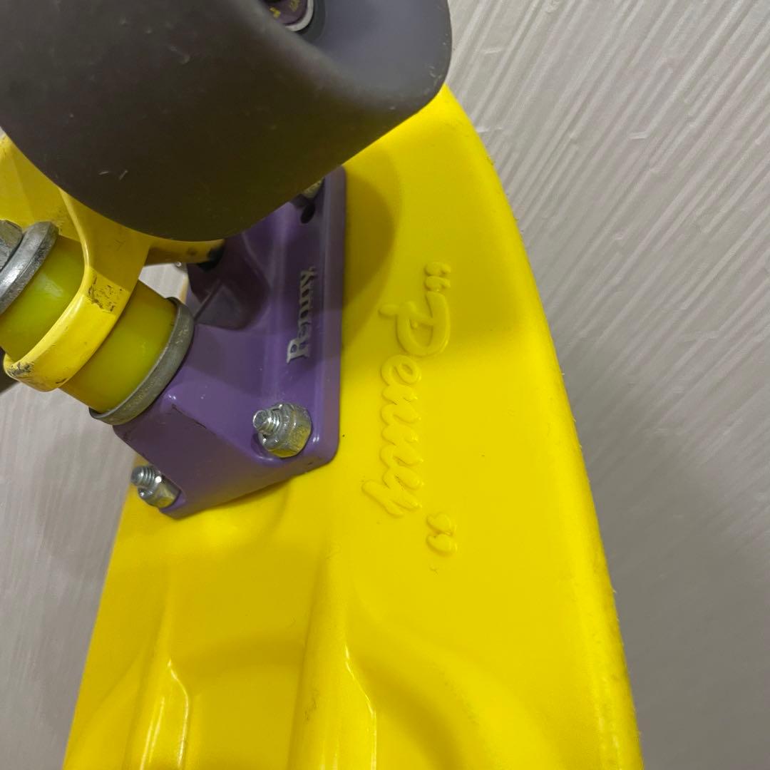 ペニースケートボード イエローxパープル　22インチ