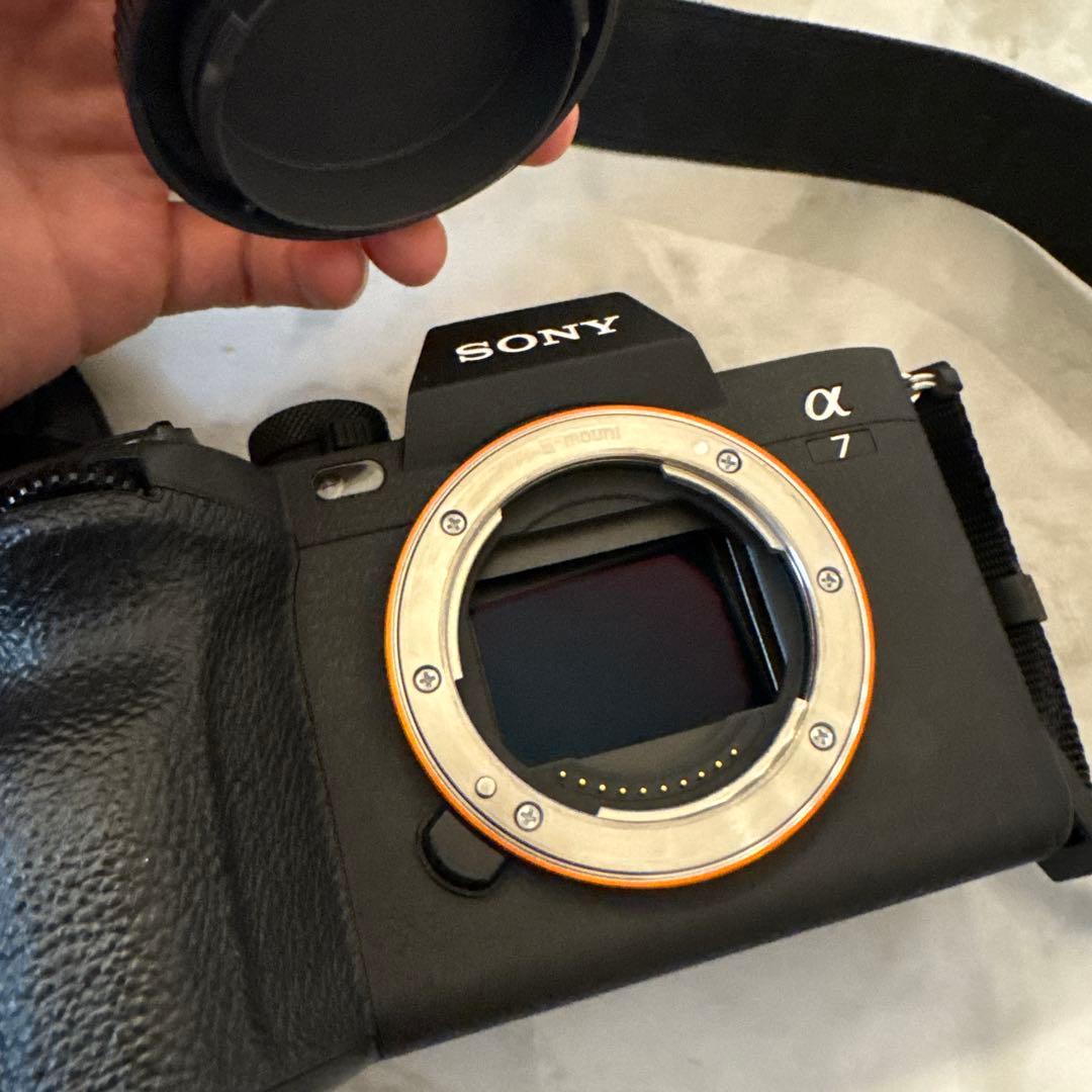 ド*君様 SONY α7IV ボディ（ILCE-7M4）★シャッター回数少なめ・
